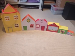 Peppa Pig Set Häuser in einem Haus - insgesamt 6 - Tierärzte - Cafe - Bild 1 von 2