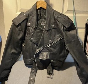 Wilson’s XS Black Cropped Leather Motorcycle Jacket- Flawless Fit, Top Condition - Picture 1 of 24