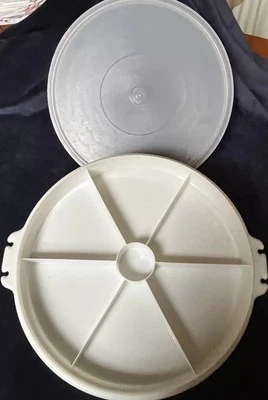 Vintage Tupperware Snack 6 Section Dip Susan Bits Hors D' Oeuvre Serving Tray - Image 1 of 4