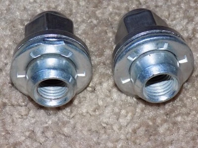 Brand New Lug nuts (2) for 2000-2008 Jaguar S type Foto 1 de 2