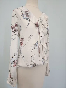 WHITE HOUSE BLACK MARKET $88 Modern Floral White Ruffle Blouse Wrap Top XS 0 - Picture 1 of 10