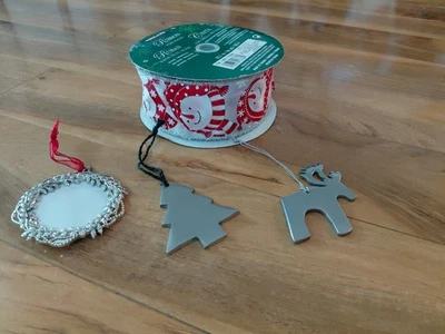 Lote Cinta Muñeco de Nieve Navidad Bordes con Cable y Adornos de Metal  Foto 1 de 4