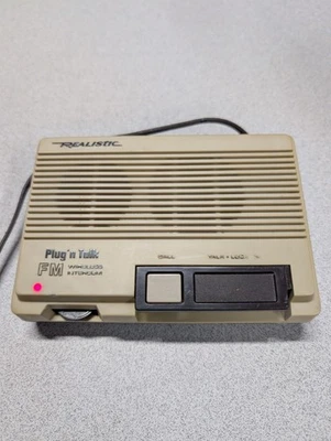 Vintage Realistic Plug N Talk FM Wireless Intercom Model 43-207C - Image 1 of 2