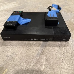 Sony BDP-S6700 4K 3D Streaming Blu-Ray DVD Player Built-In WI-FI W/ OEM Remote - Picture 1 of 11