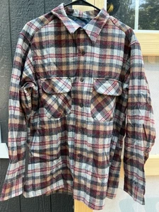VTG 1960 Pendleton Board Shirt Mens Large Grey Red Plaid Wool Neck Made In USA! - Picture 1 of 5