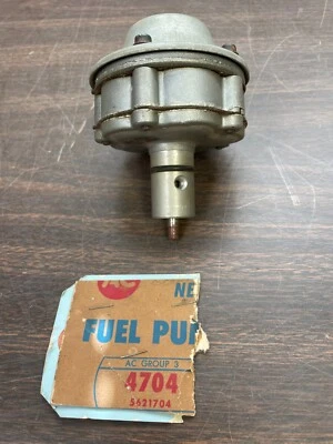 Bomba de combustible Corvair First Design 1960 1961 4704 5621704 NOS AC 1123 Foto 1 de 4