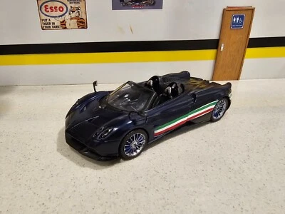 Coche fundido a presión Fast & Furious X escala 1:24 Pagani Huayra personalizado Foto 1 de 4
