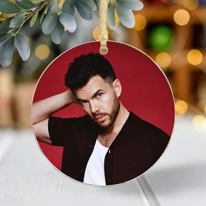 Luke Newton Weihnachtsschmuck - Promi Ornament Geschenke für Fans - Bild 1 von 5