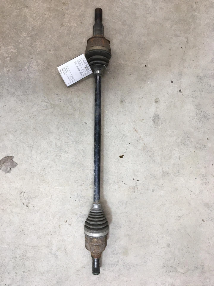 18 CHEVY TRAVERSE Axle Shaft - Image 1 of 3
