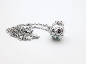 Pokemon Rowlet Metal Plata 0.5" Mini Collar Colgante Dije No Oficial - Imagen 1 de 3