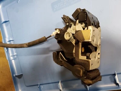 2006 2007 年 2008 年 JAGUAR XJ8 XJR SUPER V8 VANDEN PLAS 左后门锁 — 第 1/2 张图片