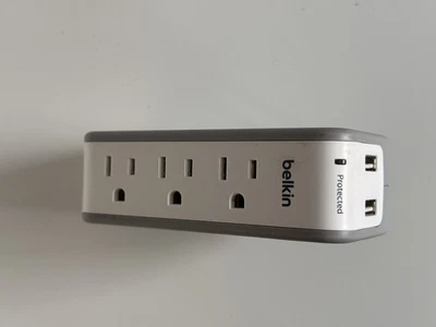 Belkin SurgePlus USB Swivel Surge Protector and Charger - Image 1 of 3