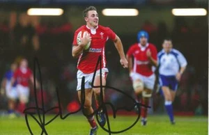 WALES & WORCESTER WARRIORS RUGBY UNION: ASHLEY BECK SIGNED 6x4 ACTION PHOTO+COA - Picture 1 of 1