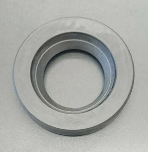 Oil Seal - Inner Swivel - Land Rover Defender to VIN KA930455 + others - 571718 - Picture 1 of 2