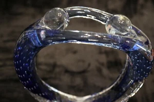 Murano Italian Art Glass - HUMAN CIRCLE SHAPE - Love, Valentines, Couples Theme - Picture 1 of 8
