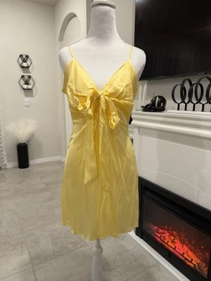 Forever 21 黄色格子夏季连衣裙可调节细肩带  — 第 1/3 张图片