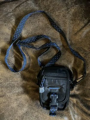 Vintage Samsonite Compact Camera Film Travel Hiking Case Bag Purse With Strap - Image 1 of 4