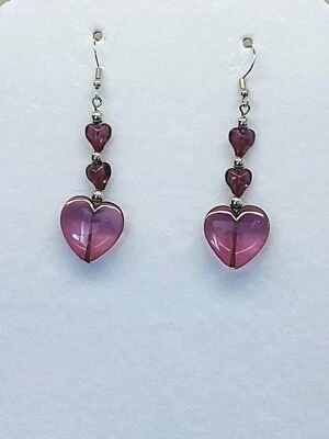 BRINCOS VINTAGE DE CORAÇÃO ROXO ACRÍLICO GOTA PENDENTE  - Imagem 1 de 3