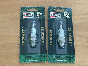 Qty. 2 Champion "USA" EZStart Small Engine Spark Plug 5843 Federal Mogul CJ8 J8C - Foto 1 di 5