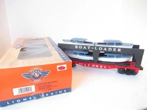 LIONEL POST-WAR CELEBRATION  19428 BOAT LOADER CAR- 4 BOATS - 0/027- LN - - Picture 1 of 8