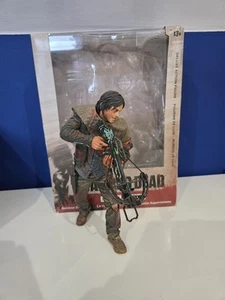 MCFARLANE TOY Walking Dead Daryl Dixon 10 INCH Deluxe Figure Survivor Edition - Picture 1 of 4