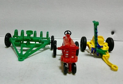 Tractor, cortacésped y rastrillo de heno ideal vintage. Sin caja. Foto 1 de 4