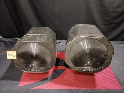 Lot of 2 tested & Working Chauvet Vue II DJ Effect Light, RGB DMX  - Image 1 of 4