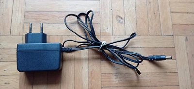 Stecker-Schaltnetzeil 5V 2,5A gebraucht getestet - Bild 1 von 2