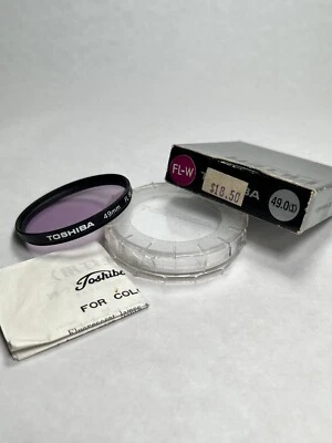 Toshiba 49mm FL-W Florescent Correction Filter w/ Original Box, & Jewel Case - Image 1 of 4