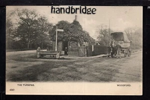 Woodford, Der Turnpike bei Chigwell - gedruckte Postkarte - Bild 1 von 1