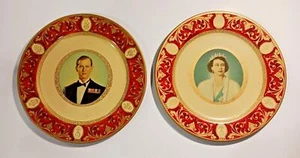 1950s Portland Ware Decorative Tin Royalty Plates, H.R.H and Queen Elizabeth II - Picture 1 of 6