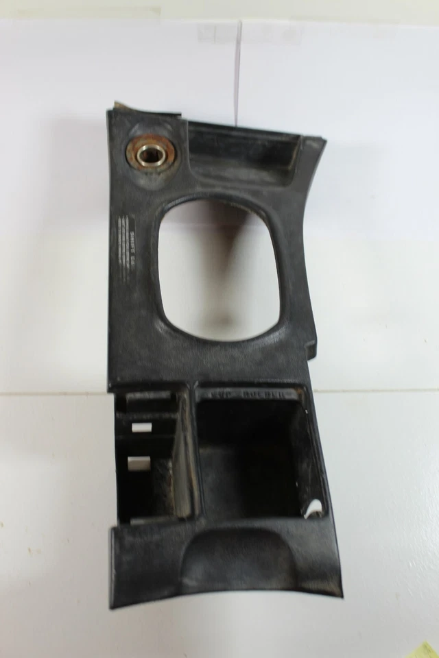 Chrysler Sebring 1995-1999 consola central con recorte de palanca de cambios Foto 1 de 4