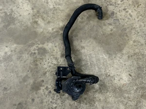 OEM 2017-2022 INFINITI Q60 AUXILIARY WATER PUMP W/ BRACKET GENUINE#A0.04 - Picture 1 of 7