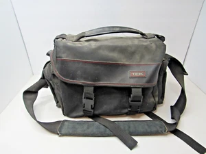 Tam Tek 4606 Camera Bag with Shoulder Strap & Padded Dividers Dusty - Picture 1 of 9