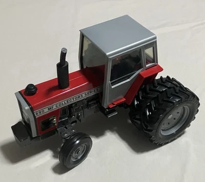 1/20 Massey Ferguson 690 Tractor Ertl Special Edition - Image 1 of 4
