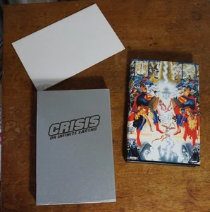 Crisis On Infinite Earths Schuber Hardcover & Poster. Limitierte 1. Auflage 1998 - Bild 1 von 6