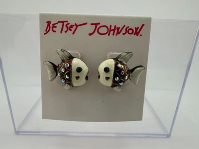 Aretes Betsey Johnson Pez Esmalte Crema Estrás Diseño Caprichoso Nuevos con Etiquetas Foto 1 de 4