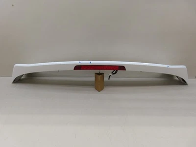 Alerón deportivo para puerta levadiza trasera Hyundai Santa Fe 2013-2018 OEM 87210-4Z000 Foto 1 de 4