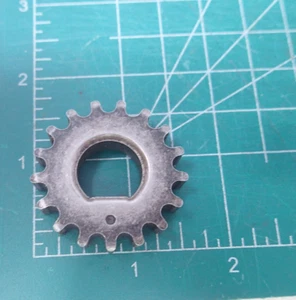 Harley Crank Sprocket Cycle 25609-99 17T Fits Twin Cam 1999-06 - Picture 1 of 5