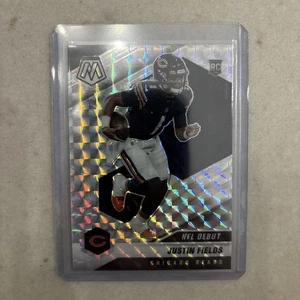 2021 Panini Mosaic Silver Mosaic Prizm Justin Fields #242 NFL Debut Rookie RC - Picture 1 of 2