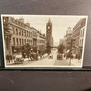 Guildhall Londonderry Inghilterra scena di strada vecchie auto antica cartolina d'epoca unp - Foto 1 di 6