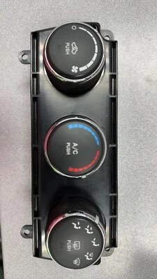 Dodge Nitro 2007 calefacción aire acondicionado control número de pieza P55111943ad Foto 1 de 2