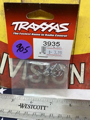 TRAXXAS 3935 BODY CLIPS {mounting clips angled x 90-degrees x 10pc} NEW USA SHIP - Image 1 of 3