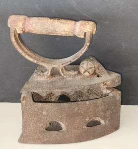 Primitive heiße Kohle Kleidereisen handgeschmiedeter Holzgriff SELTEN ANTIK - Bild 1 von 9