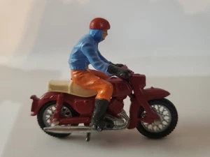 William Britains Ltd. Triumph Thunderbird 650cc Motorcycle and Rider  - Picture 1 of 6