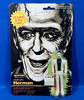 Figura HERMAN MUNSTER Brilla en la Oscuridad 4" THE MUNSTERS Reacción Brilla #1964 Super 7 Foto 1 de 4
