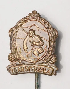 YUGOSLAVIA Mountaineering WWII Partisan Courier Path TRANSVERSAL pin badge - Picture 1 of 1
