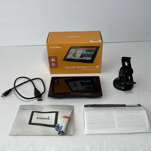Garmin DriveSmart 50 North America 5" GPS Navigation Unit 50LMT Bundle Tested - Picture 1 of 10