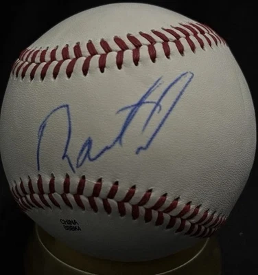 Béisbol oficial autografiado por Raimel Tapia de la Liga Este Foto 1 de 3