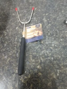 Horquilla telescópica Stansport se extiende hasta 34" Camp Fire barbacoa - mango negro (L6-21) - Imagen 1 de 3
